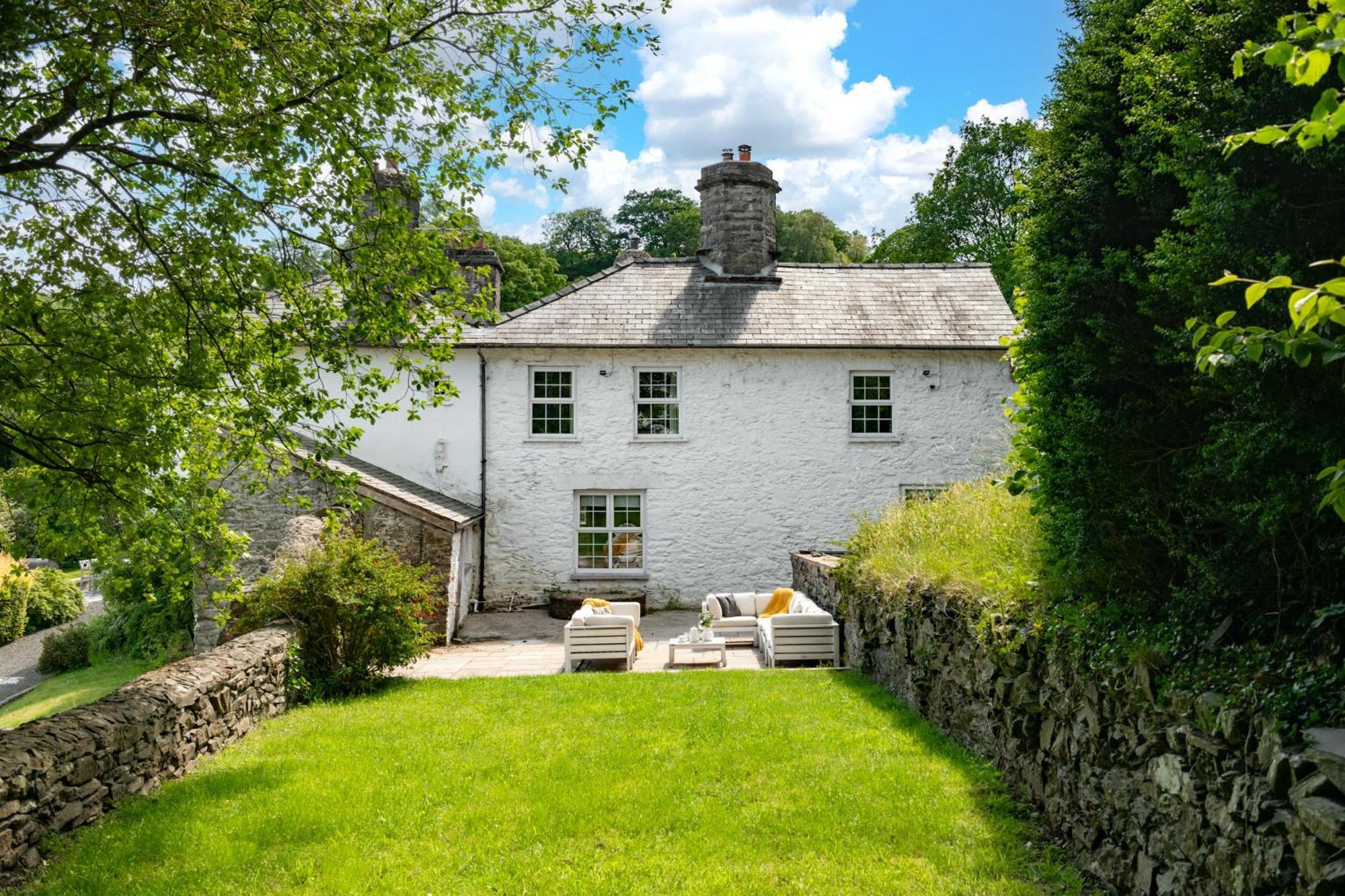 Fron Dderw Villa Bala Exterior photo